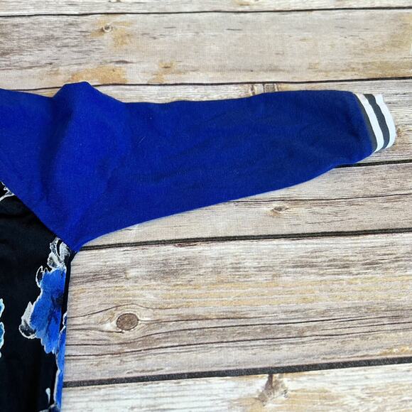 Random Rompers Floral Romper - Picture 8 of 8